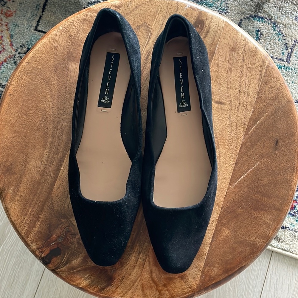 Black flats